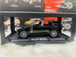 1:28 Rang Rover  Die Cast Model Car ,All Part Openable , Light Music & Engine Sound , Pull Back Fiction. - Image 2