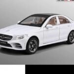 1:32 Mercedes Benz C260L Die Cast Model Car , All Part Openable.