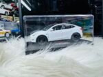 1:32 Tesla Model Y , Die Cast Model Car With Transparent Box.