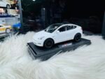 1:32 Tesla Model Y , Die Cast Model Car With Transparent Box. - Image 7