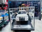 1:32 Mitsubishi Pajero Die Cast Model Car , With Transparent Glass Box. - Image 3
