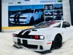 1:24 Dodge Challenger SRT Hellcat Die Cast Model Car . - Image 2
