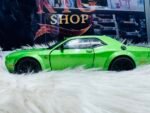 1:24 Dodge Challenger SRT Hellcat Die Cast Model Car . - Image 10
