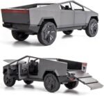 1:24 Tesla Cybertruck Die Cast Model Car ( With Box ) - Image 5