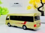 1:24 Toyota Coaster Die Cast Bus. - Image 4