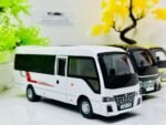 1:24 Toyota Coaster Die Cast Bus. - Image 3